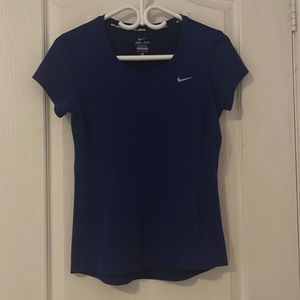 NIKE Dri-fit T-shirt